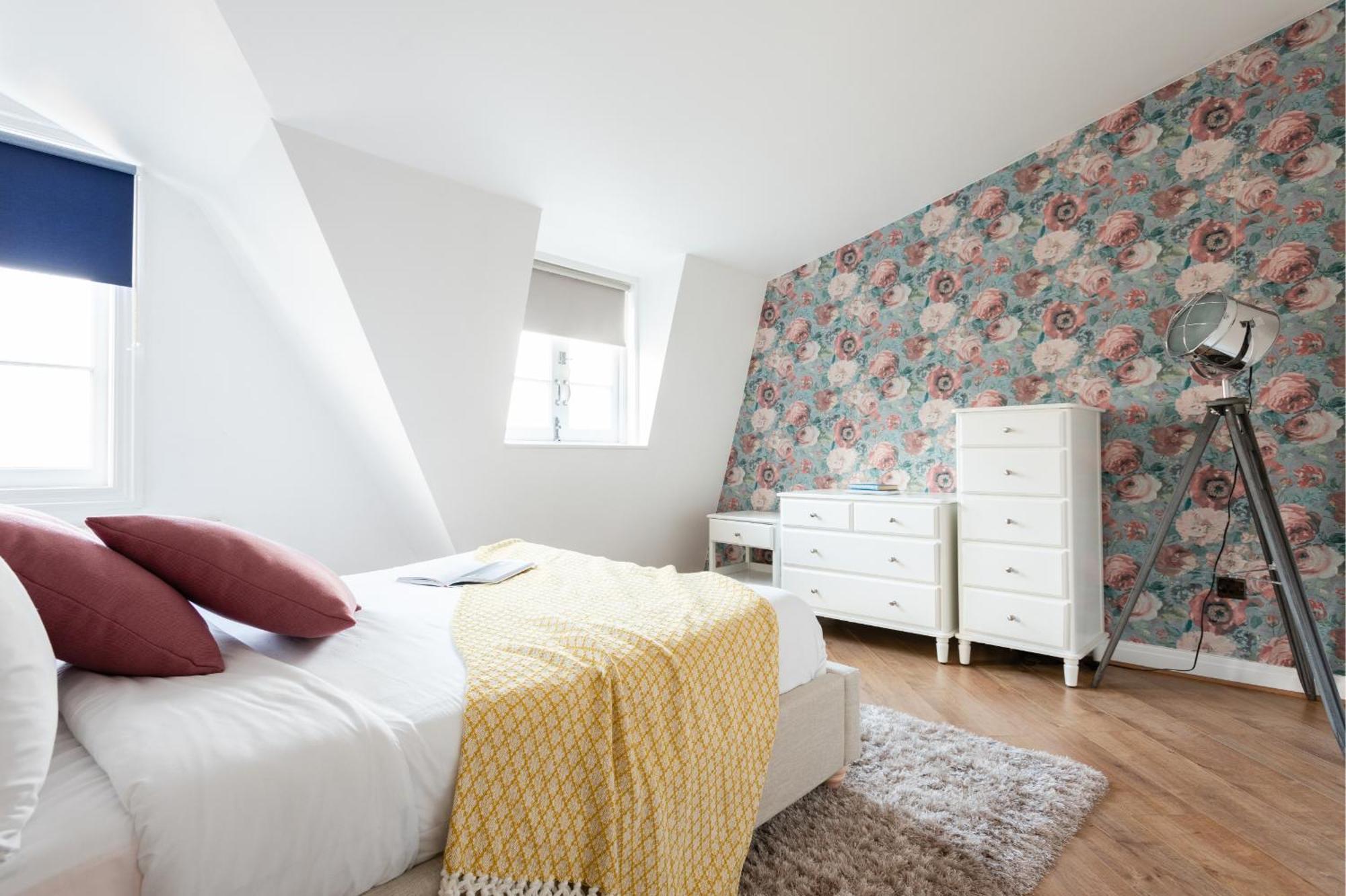 Beautiful Serene Paddington Mews House
